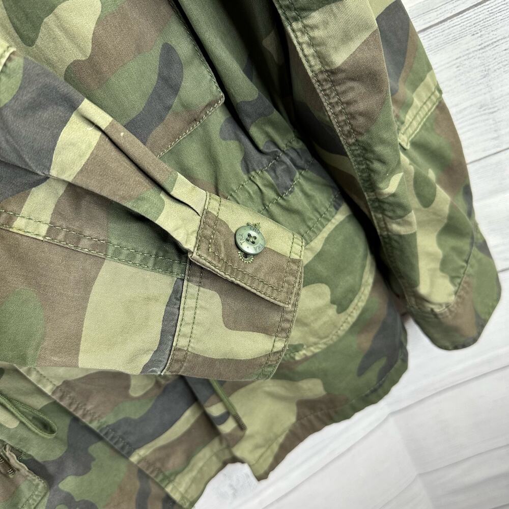 TNA Aritzia Womens size Small Camo Utility Jacket Green Adjustable Waist - Picture 8 of 14